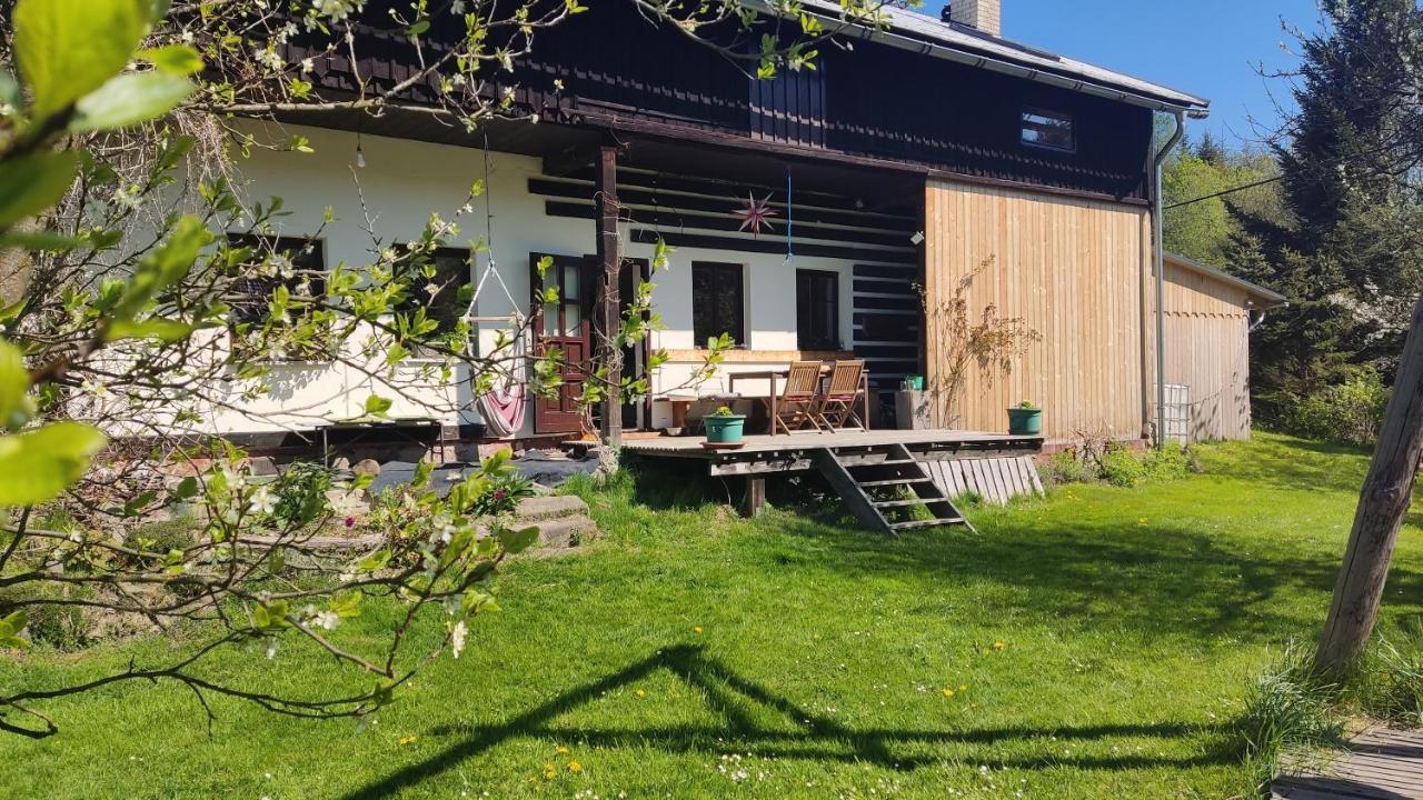 Chalupa Bez Hranic Krompach Exterior photo