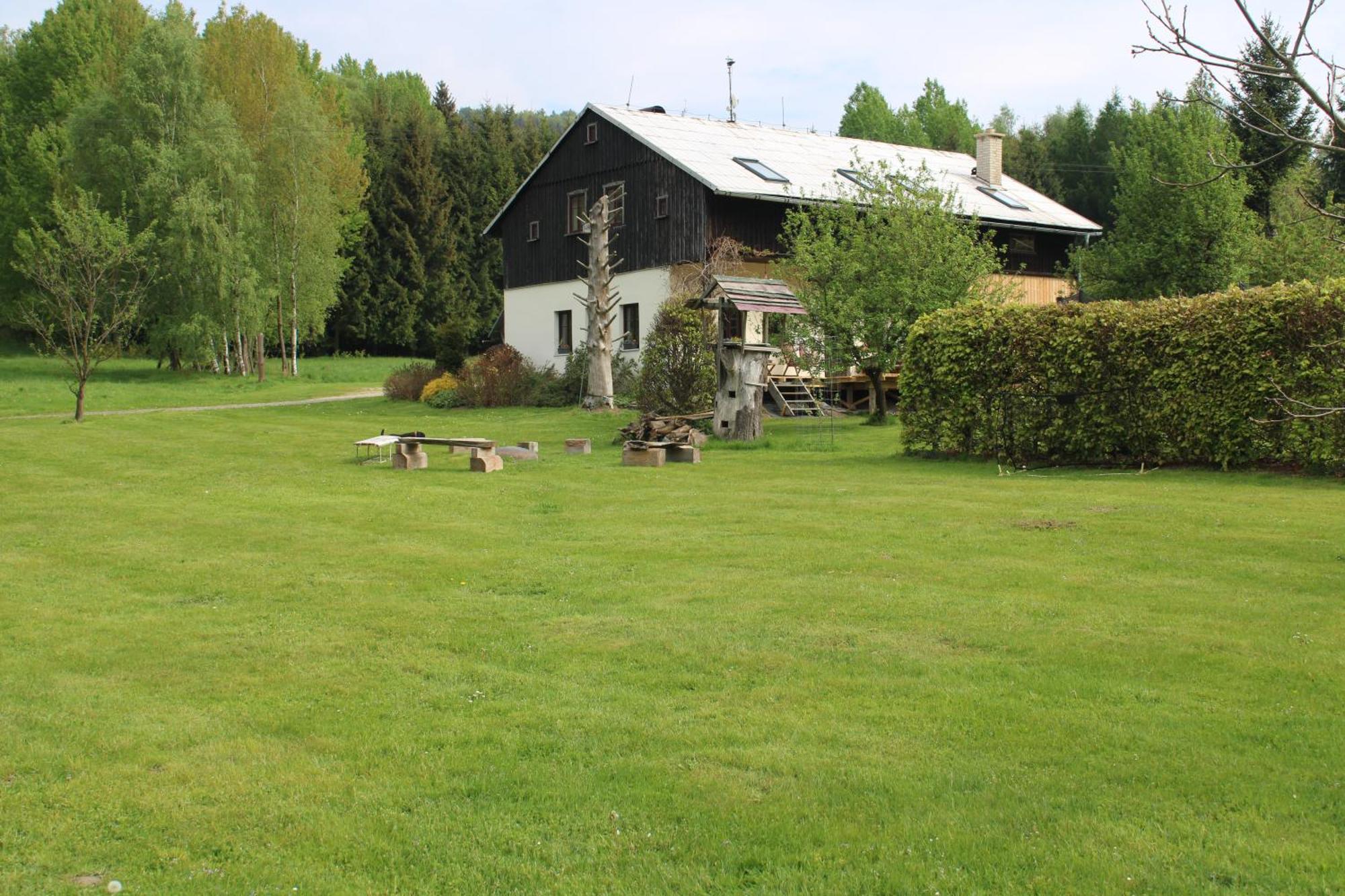 Chalupa Bez Hranic Krompach Exterior photo